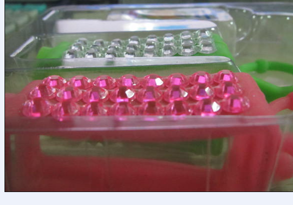 CUCURUハンドローションホルダー 内側ケース試作品その2